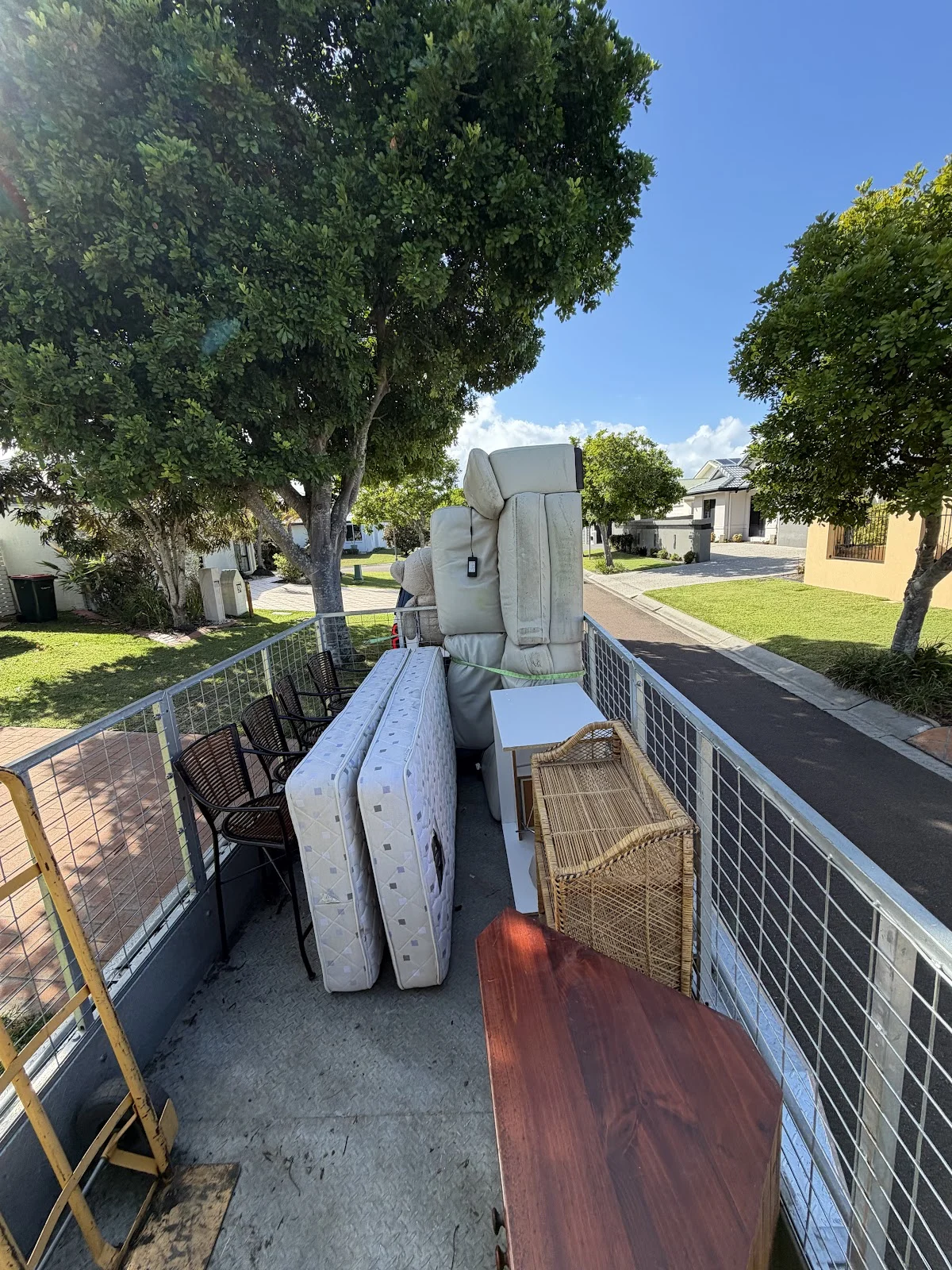 Junk Away Rubbish Removal Sunshine Coast - 2