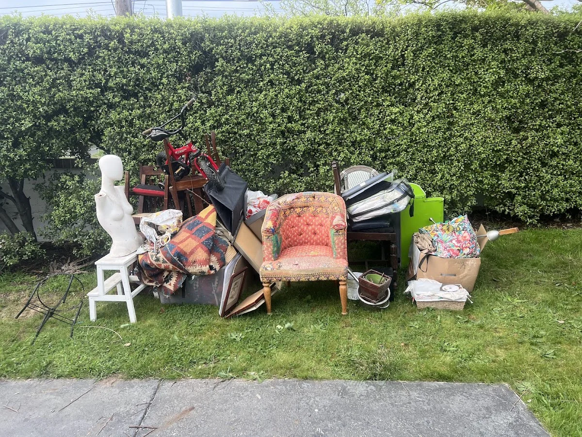 Junk Collective * - 2