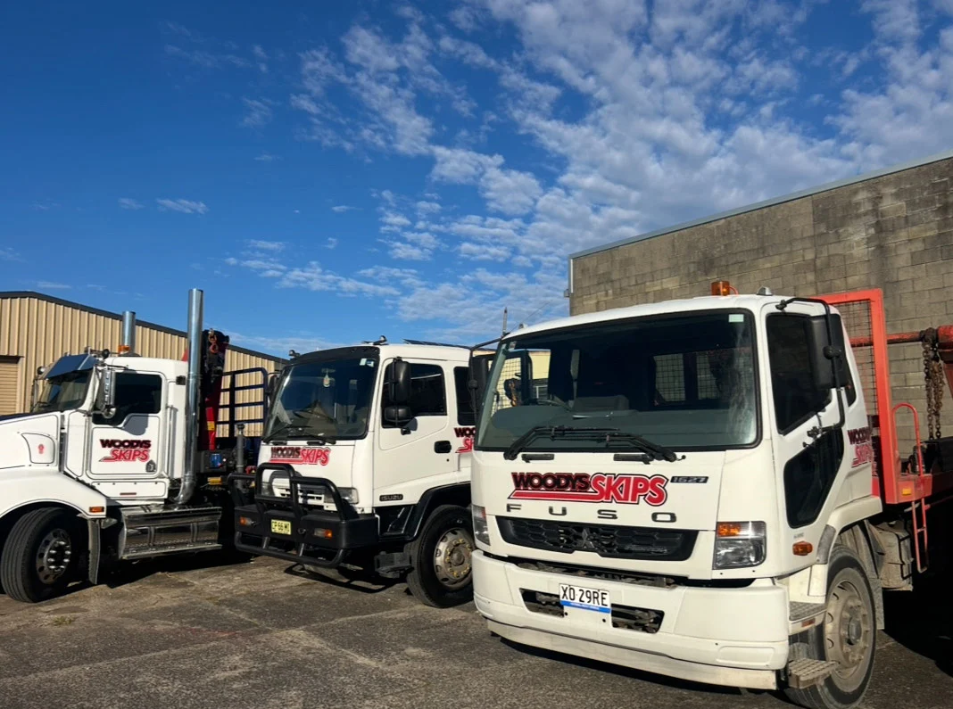 Woodys Skips - 2